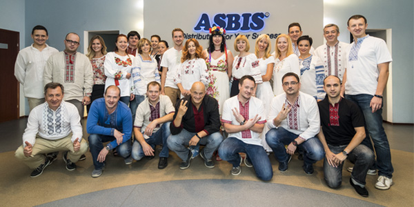 Сотрудники ASBIS-Украина отметили День Независимости в вышиванках!
